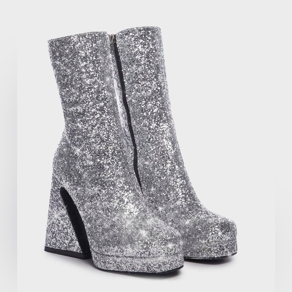 Silver Sparkling Heeled Boots! 🤩 - Picture 6 of 7